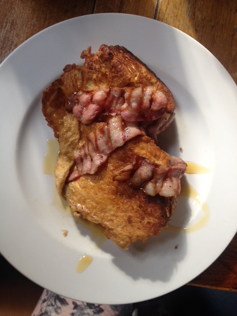 Eggy bread, bacon and maple syrup 